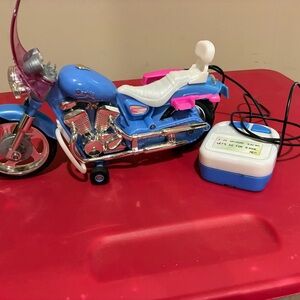 Barbie 1999 Vintage Harley Davidson Remote Control Motorcycle